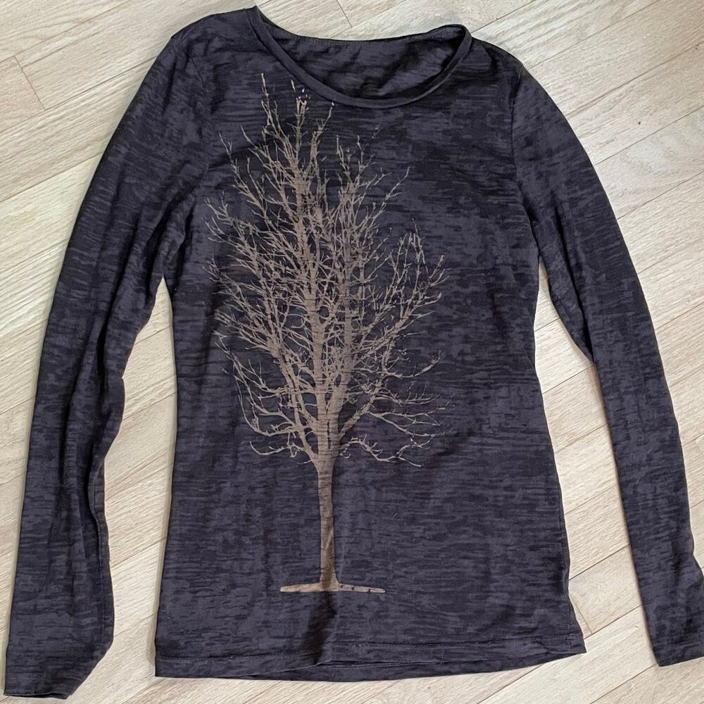 Avalove brown and gold tree shirt, size M